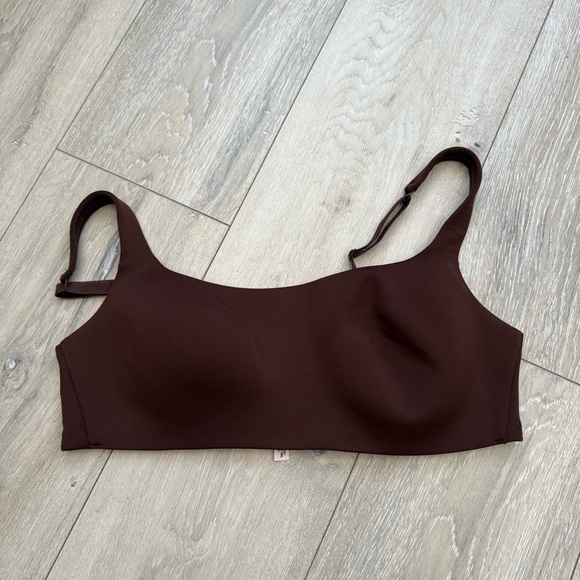 Victoria's Secret Other - Victoria’s Secret Body By Victoria Wireless Scoop Brown Seamless Bralette XL